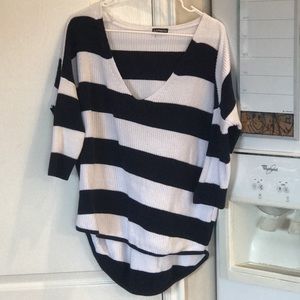 Express 3/4 sleeve sweater!